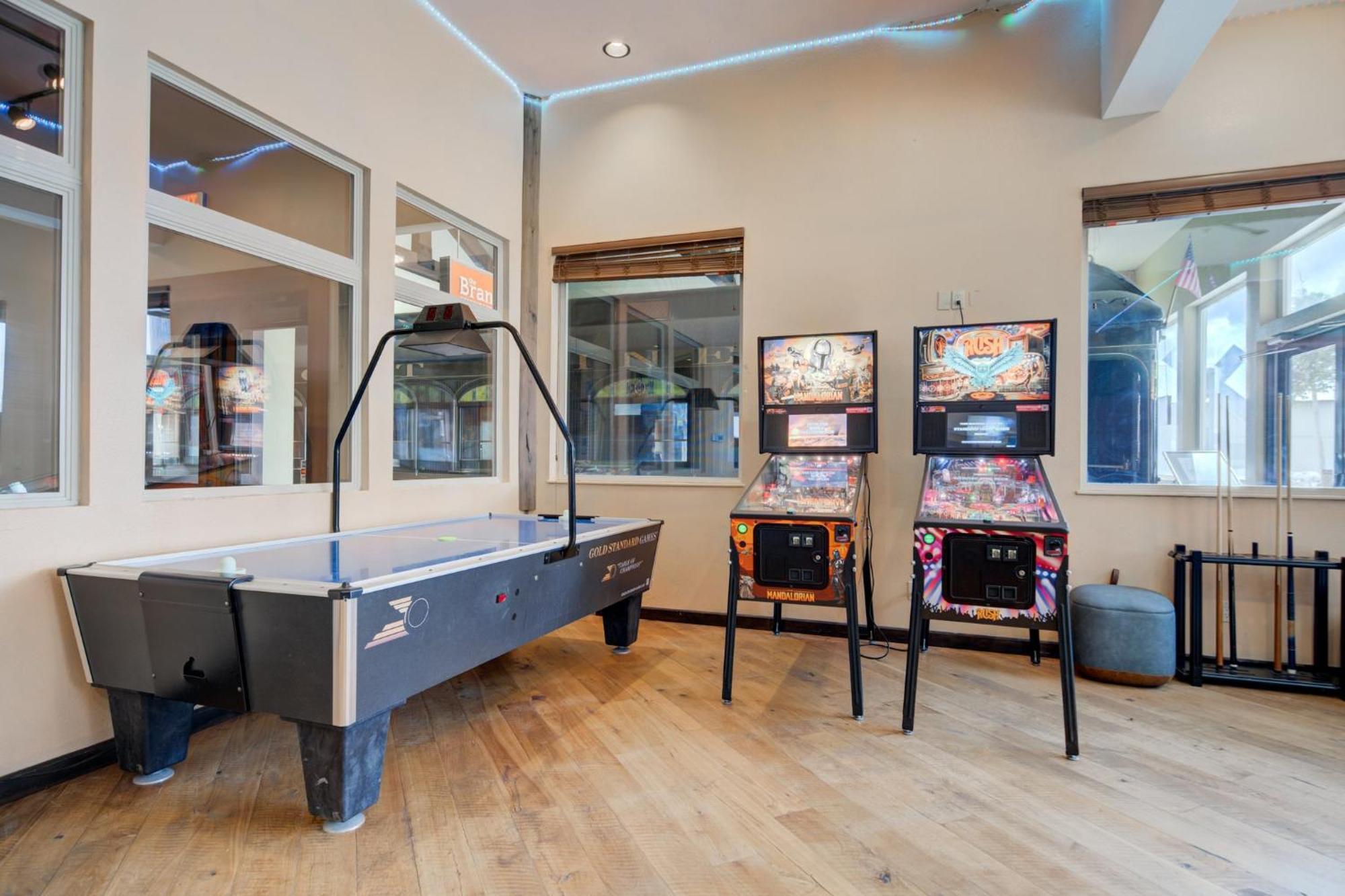 Holiday Inn West Yellowstone By Ihg Bagian luar foto