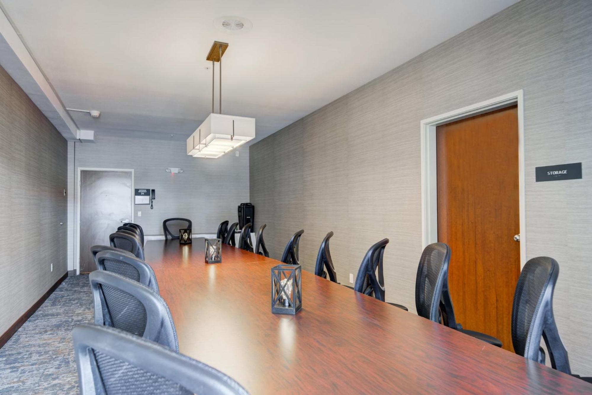 Holiday Inn West Yellowstone By Ihg Bagian luar foto